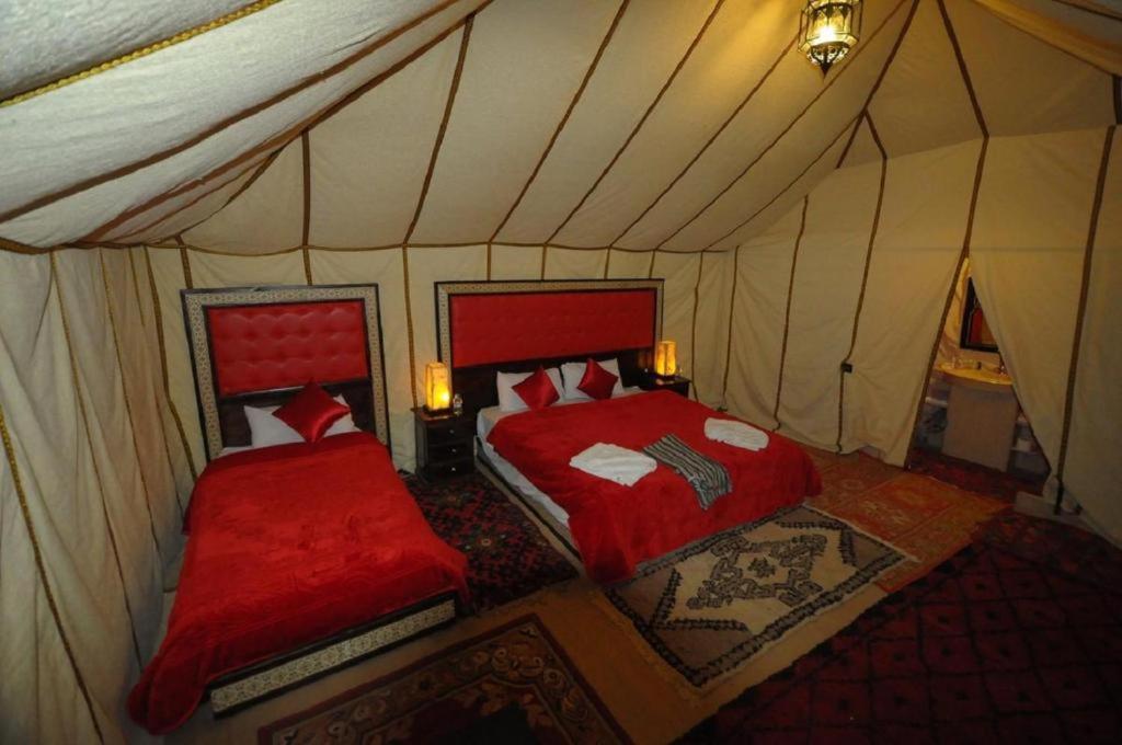 Отель Sahara Safari Camp Мерзуга Экстерьер фото
