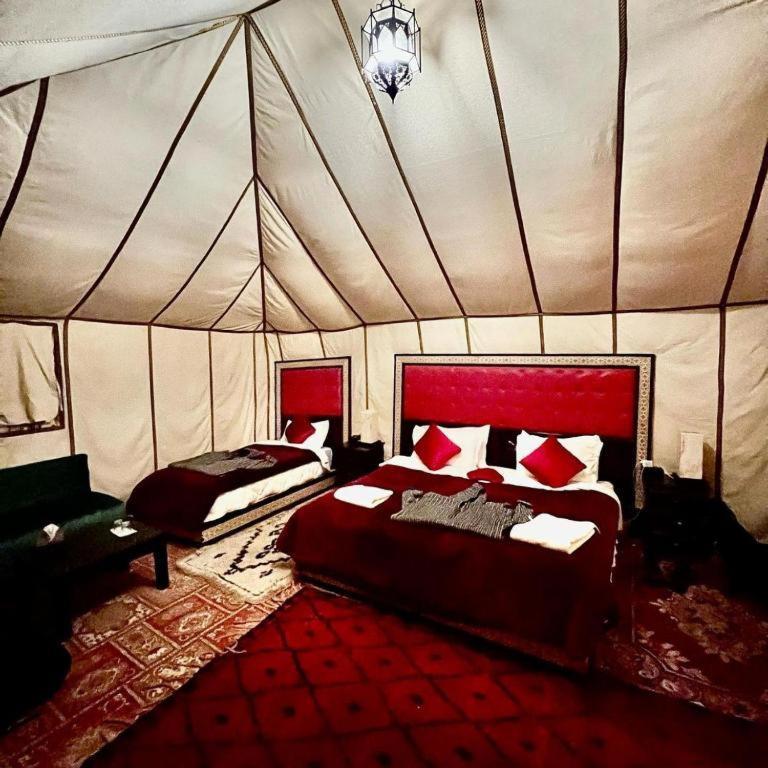 Отель Sahara Safari Camp Мерзуга Экстерьер фото