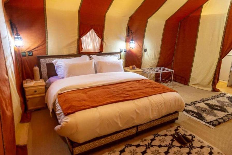 Отель Sahara Safari Camp Мерзуга Экстерьер фото