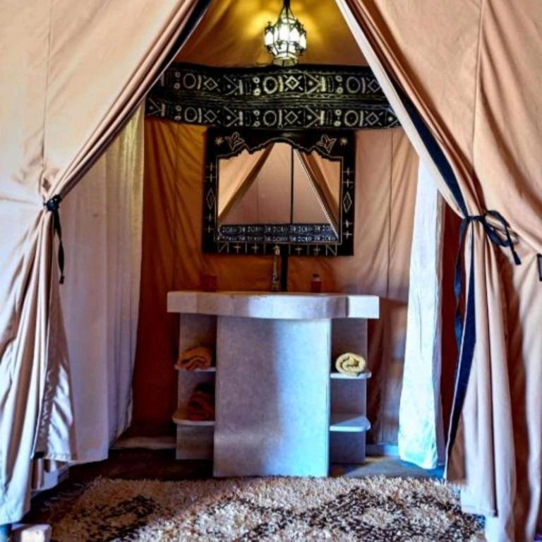 Отель Sahara Safari Camp Мерзуга Экстерьер фото