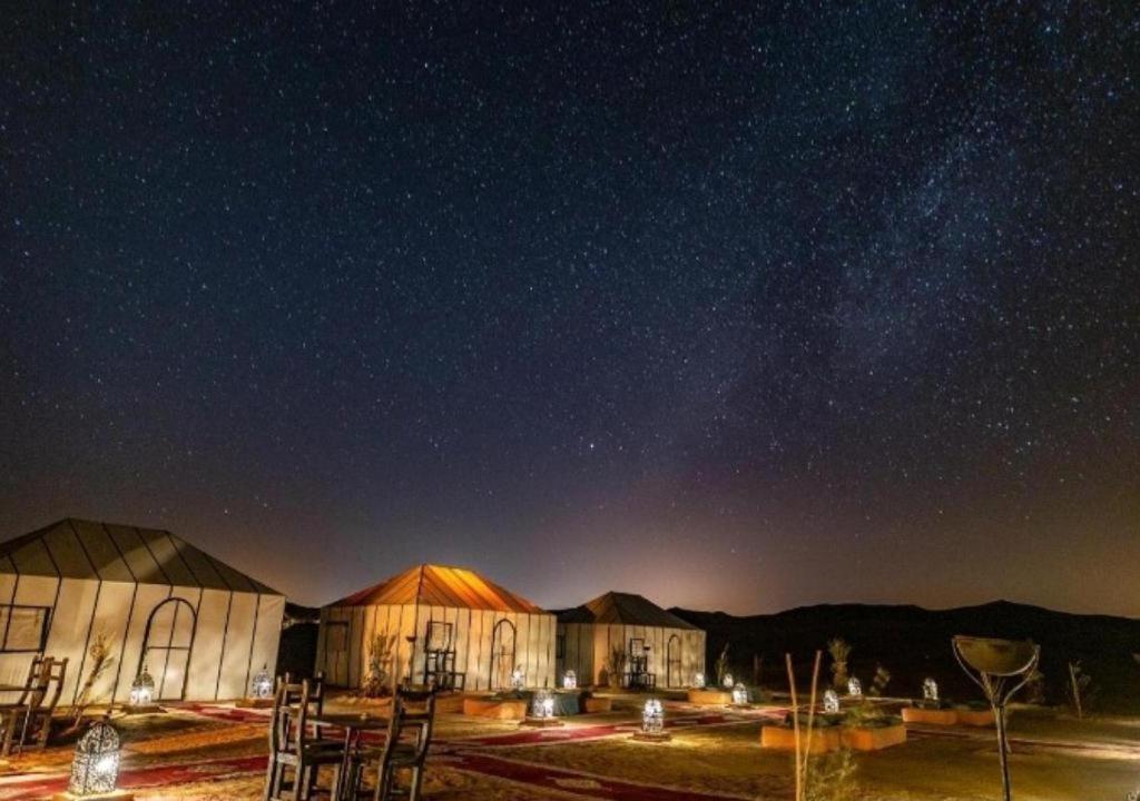 Отель Sahara Safari Camp Мерзуга Экстерьер фото